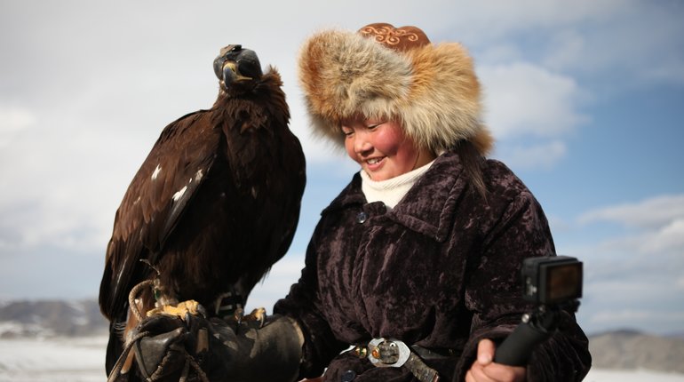 The eagle huntress