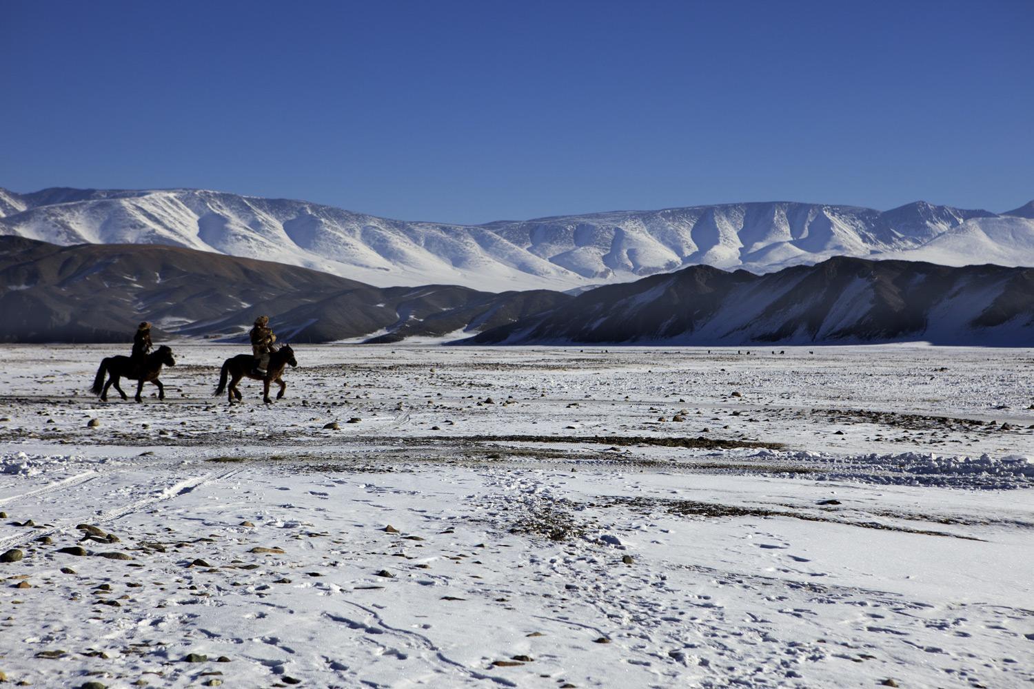 The eagle huntress